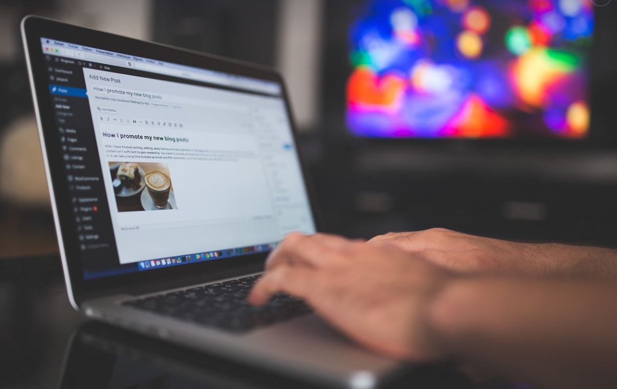 WooCommerce' to enhance user engagement and help convey the message more clearly